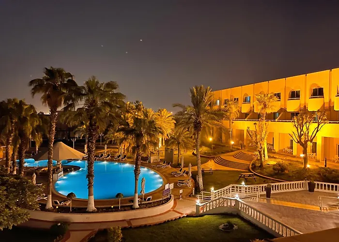 Metropolitan Al Mafraq Hotel