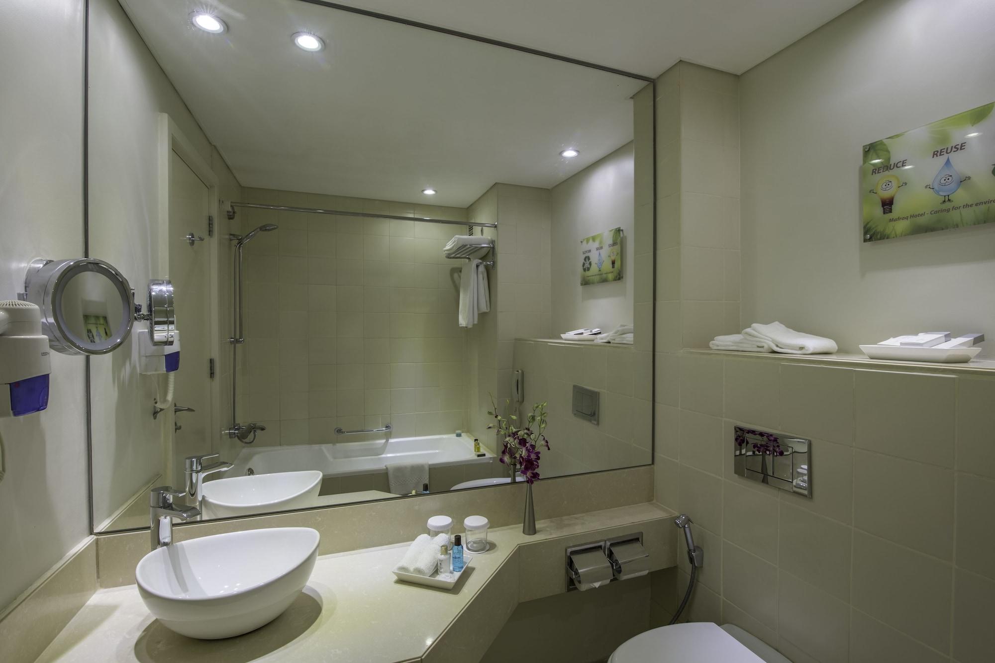 Hotel Millennium Al Mafraq