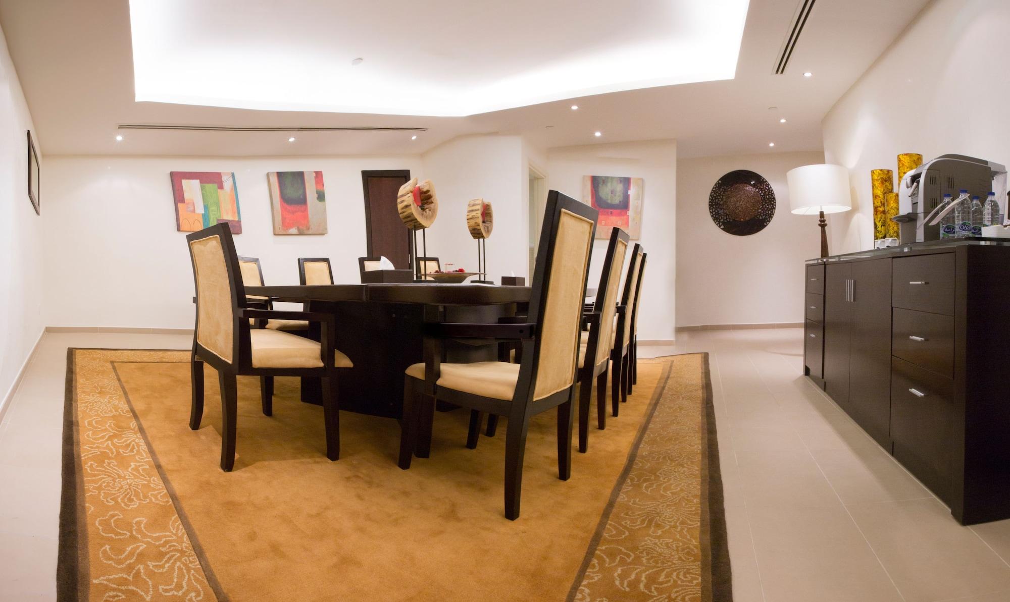 Millennium Al Mafraq Hotel 4*