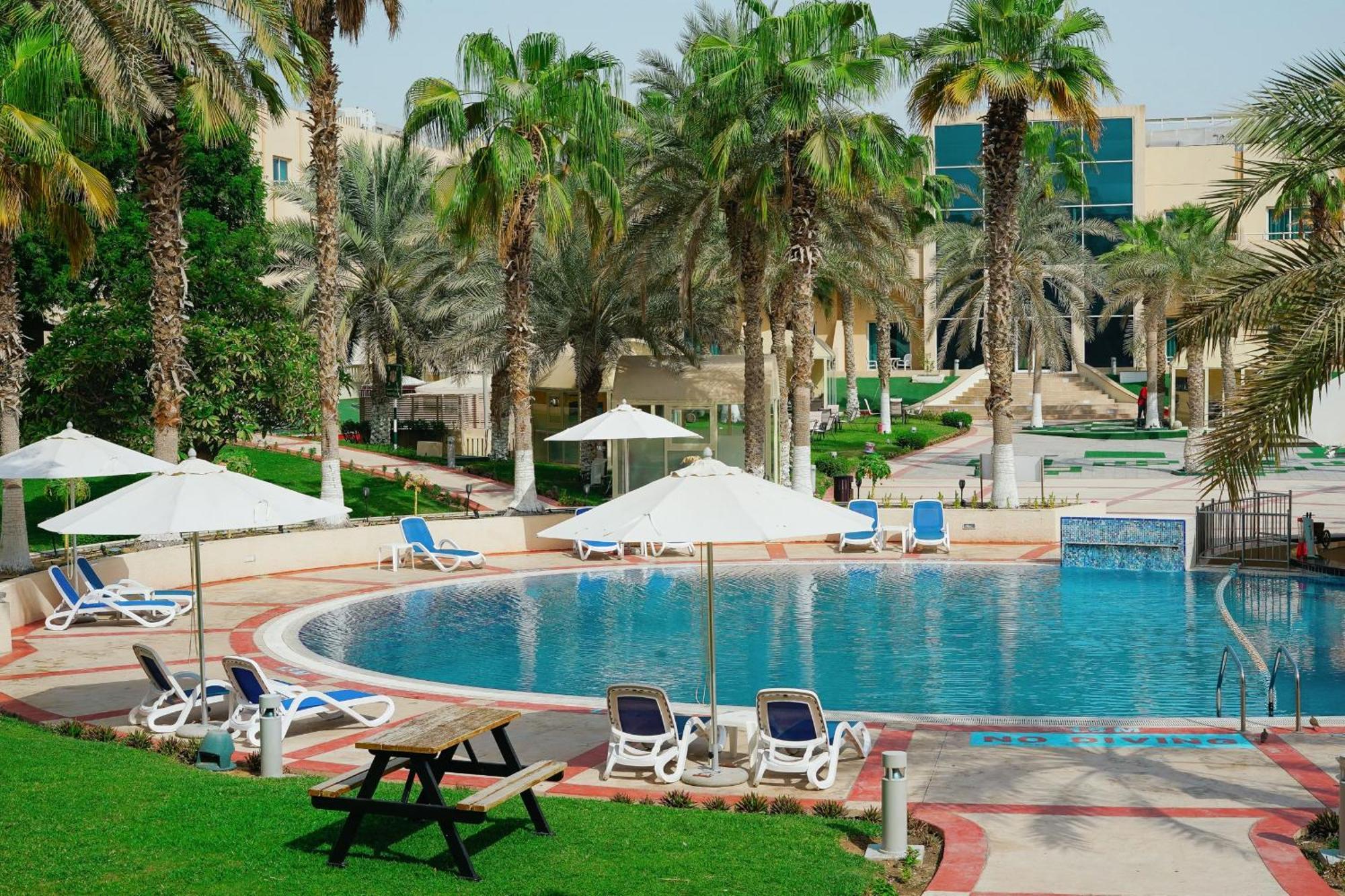 Millennium Al Mafraq 4*