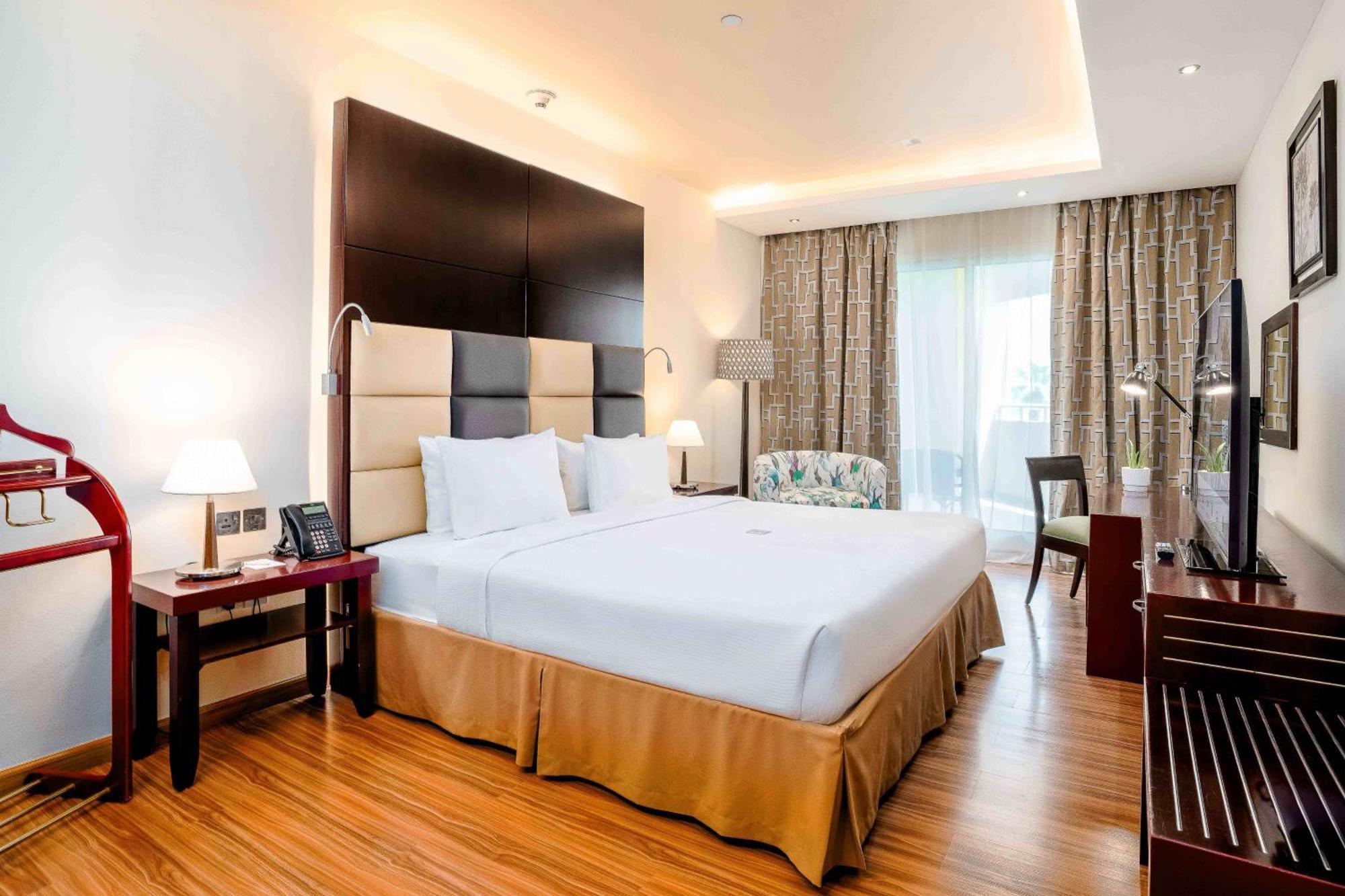 Hotel Millennium Al Mafraq Abu Dhabi